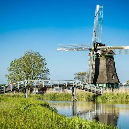 Holiday home De Heerlijkheid Hensbroek