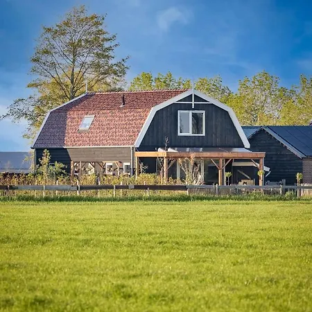 De Heerlijkheid Semesterbostad *